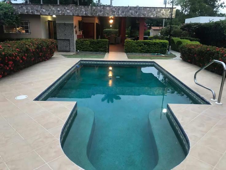 פלאייה קורונאדו Casa De Los Suenos B&B Coronado Panama מראה חיצוני תמונה